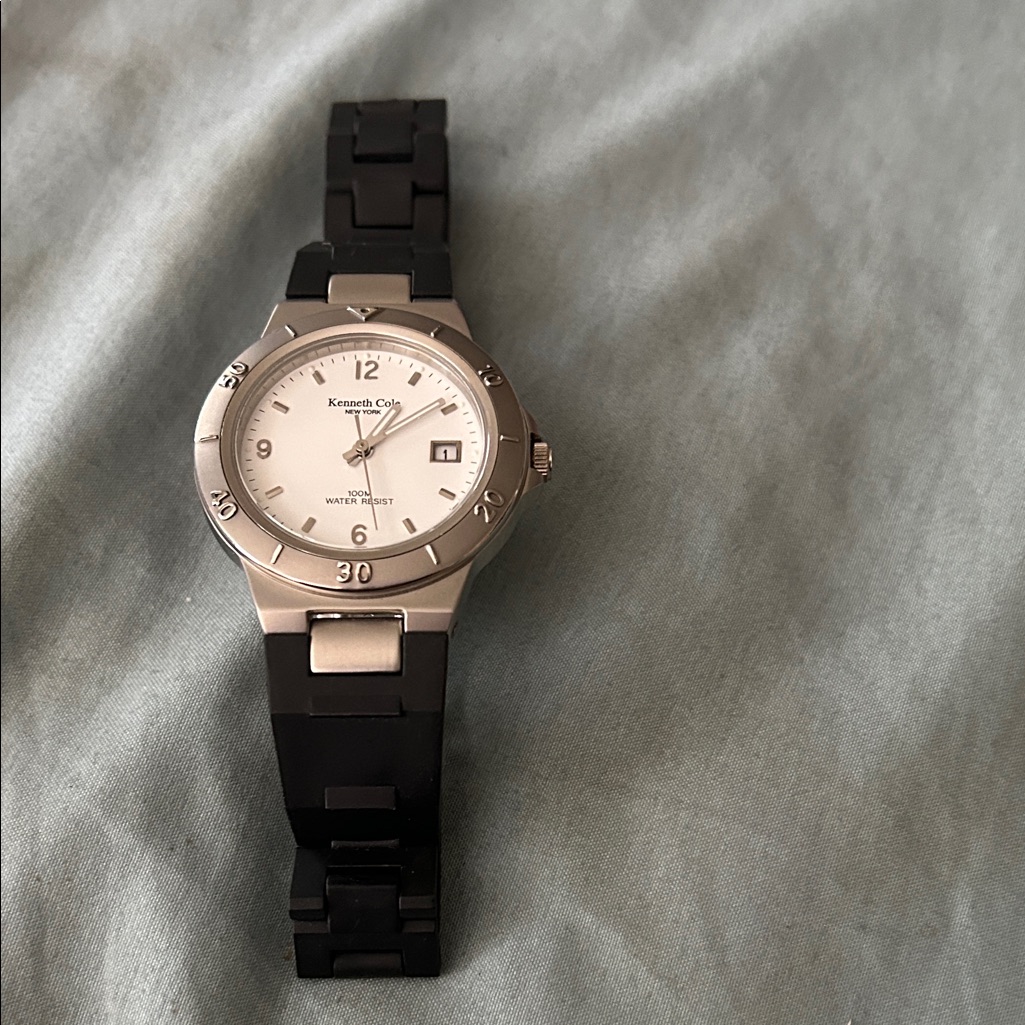 Kenneth Cole Silver Case With Black Bracelet Watch
